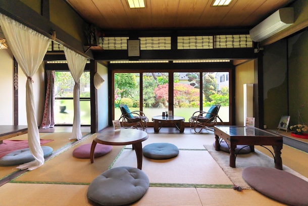 滋賀県彦根の城下町のヴィーガンカフェでアルバイト募集